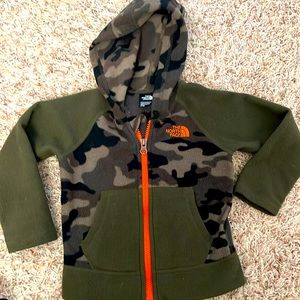 Toddler boys 2T North face fleece
